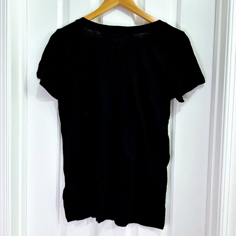 NWT Express Black V-neck Short Sleeve - Picture 3 of 3